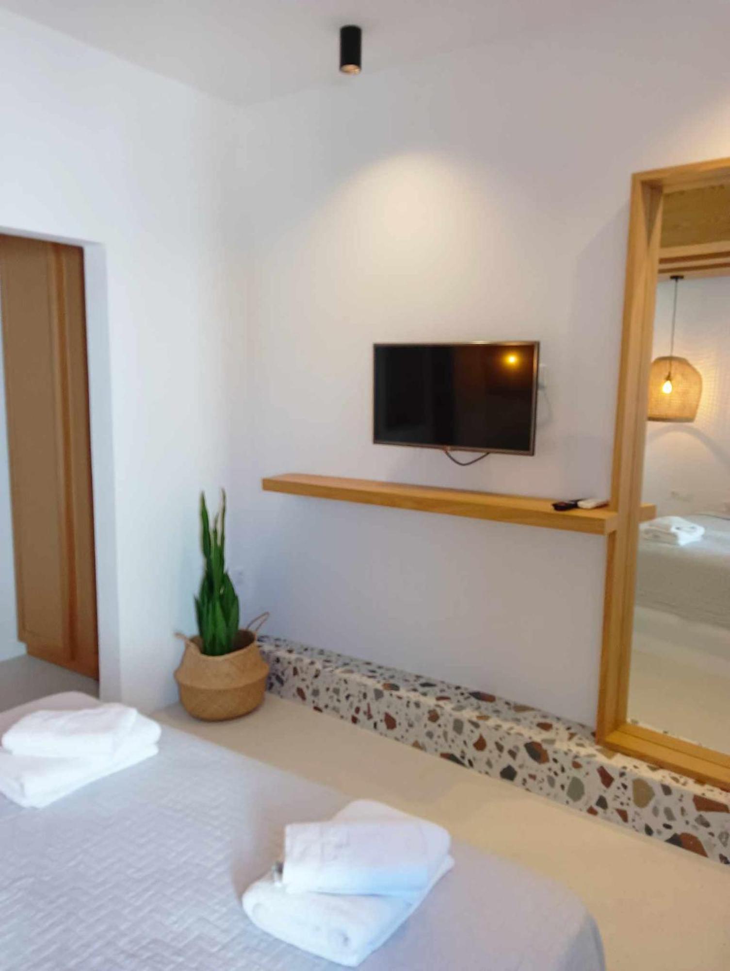 Folégandros Anemousa Hotel מראה חיצוני תמונה